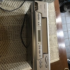 シャープVHSビデオデッキ