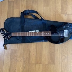 フェルナンデス アンプ内蔵ギター
