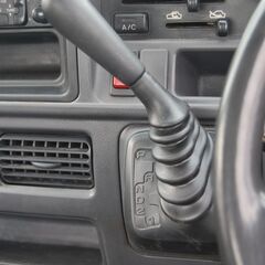☆自社ローンOK☆スバル　サンバー　4ＷD・AT・パワステ・エアコン　入庫しましたの画像