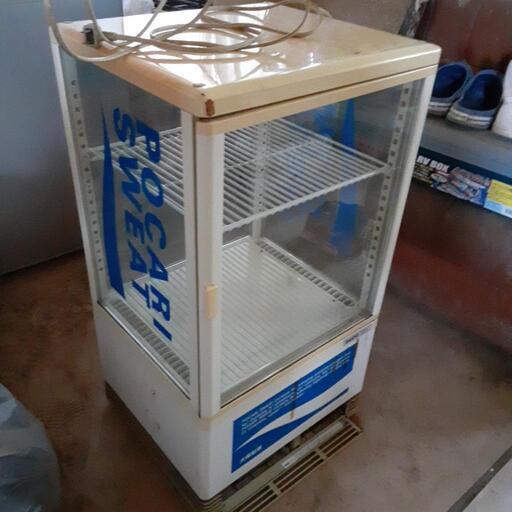 家電　冷蔵庫　ポカリスエット　中古　ポカリスエットの業務用冷蔵庫　日本人限定取引です。