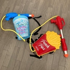 リュック型水鉄砲　2個セット（決まりました）