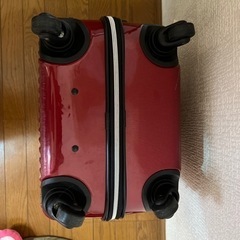 キャリーケースの画像