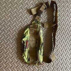 BRIEFING 迷彩ウエストポーチ