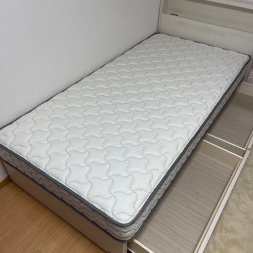 ベッド ADDAYセミダブル、ハイバウンドマットレス unico ADDAY(アディ