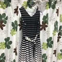 【難あり】　古着　ボーダー　ノースリーブワンピース　可愛い　膝丈ワンピースの画像