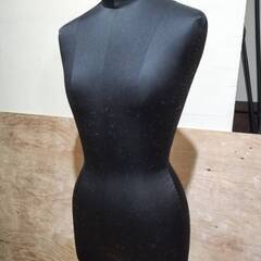 黒のトルソー　一台限り