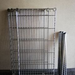 【譲ります】三段スチールラック　取りに来て下さる方限定でお願いい...