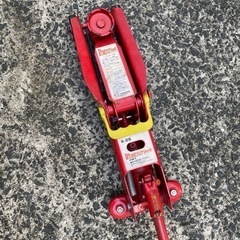 お値下げ中。2t油圧フロアジャッキ