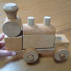 無料 積み木 機関車の画像