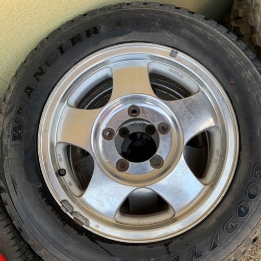 ジムニー　ホイール　タイヤ　純正　１６インチ