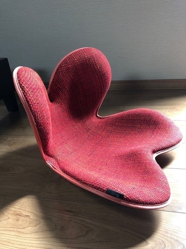 姿勢良く座れる　ボディメイクシート　美品