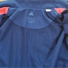 adidas ジャージの画像