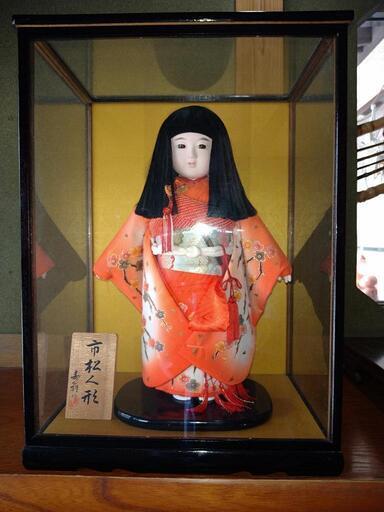 【寿翁作】　美品　市松人形　ケース入り