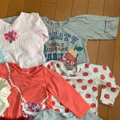 女の子　80サイズ　長袖シャツ　10枚セットの画像