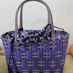 あみ籠バックの画像