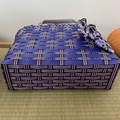 あみ籠バックの画像