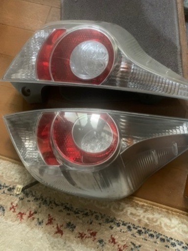 アクア　前期型テール