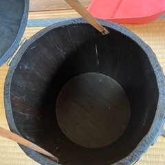 アジアンテイストのゴミ箱【商談中】の画像