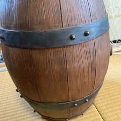 ワイン樽風チェア【商談中】の画像