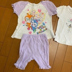 女の子　アンパンマンのパジャマ90サイズとGAPの半袖80サイズ前後の画像