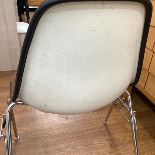 Herman Miller（ハーマンミラー）サイドシェルチェア売ります！