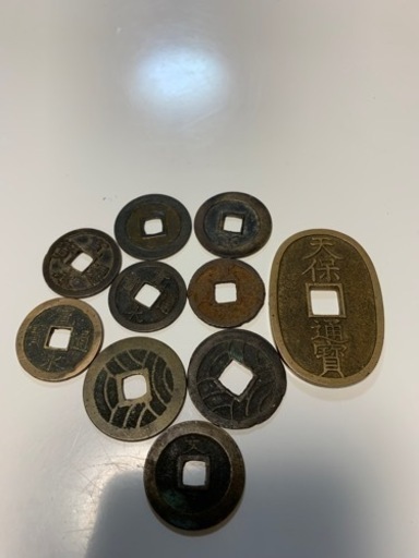 古銭です✨よく価値がわからないのでこの価格！