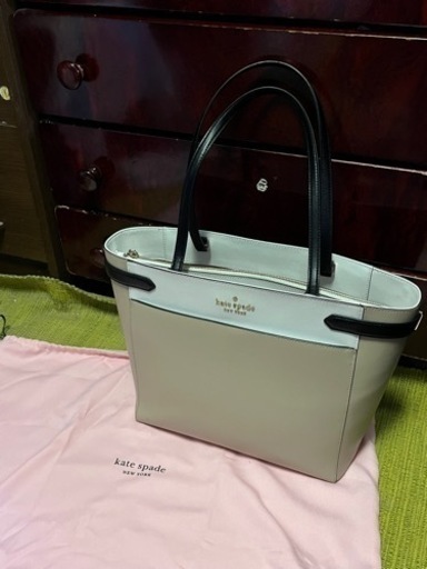 【ちょっとコレは】kate spade♠︎A4バッグ