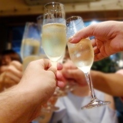 7/19(金)19:30～40名規模☆大阪/茶屋町★毎回満席にな...