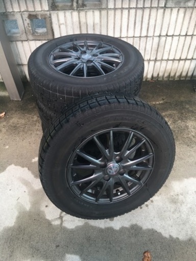 スタッドレスタイヤアルミホイール付き4本