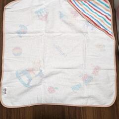 新品★familiar★2枚で100円★の画像