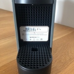 ネスプレッソ　コーヒーメーカー　2017年製の画像