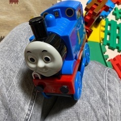 トーマス  組み立て式 単二電池使用の画像