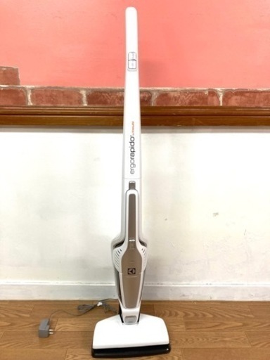 エレクトロラックス　ZB3150Y  ハンディ\u0026スティック 2in1