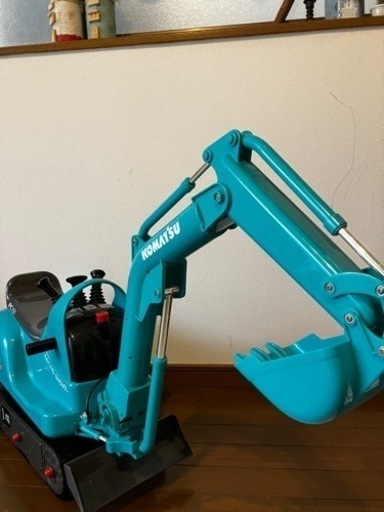 子供用　コマツ　Micro shovel
