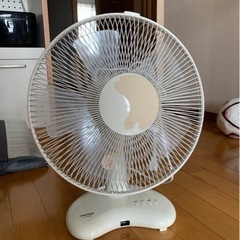 卓上扇風機もらってください