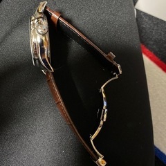 トゥールビヨン 腕時計の画像