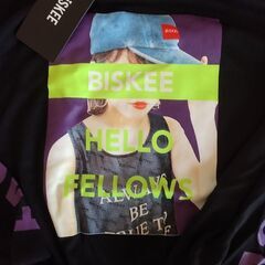 🌠新品🌠プリントトレーナー サイズ150の画像