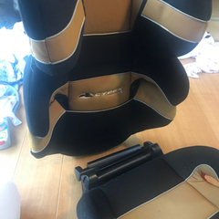 取引中チャイルドシート、キッズシート、ジュニアシート