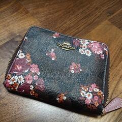 2つ折りCOACH財布   の画像