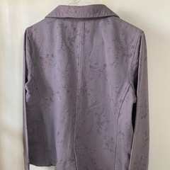 ★ハグオーワー　薄紫花柄ニットジャケットの画像
