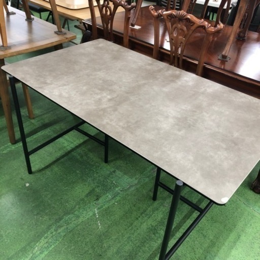 Moda en Casa ダイニングテーブル