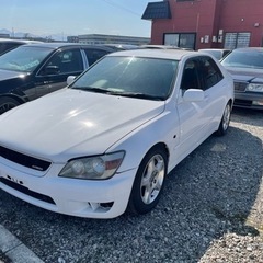 トヨタ　アルテッツァ　RS200