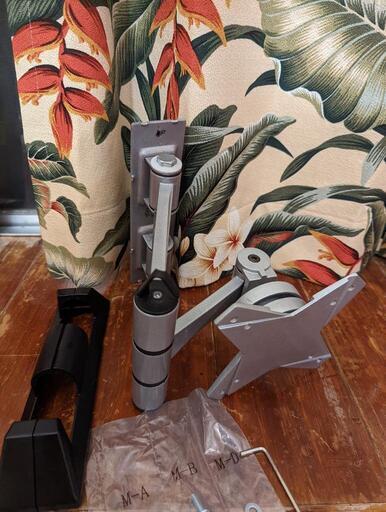 液晶壁掛けマウント32インチぐらい？対応