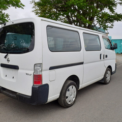 コミコミ33万円、キャラバン、ディーゼル、5ドア、車検1年取り立...