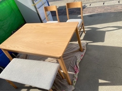 2019年製  ニトリ ダイニングテーブルセット(0508k)