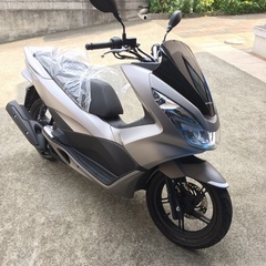 PCX JF56 シルバー外装カウル