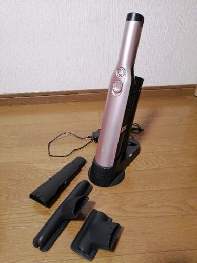 シャーク　充電式ハンディクリーナー