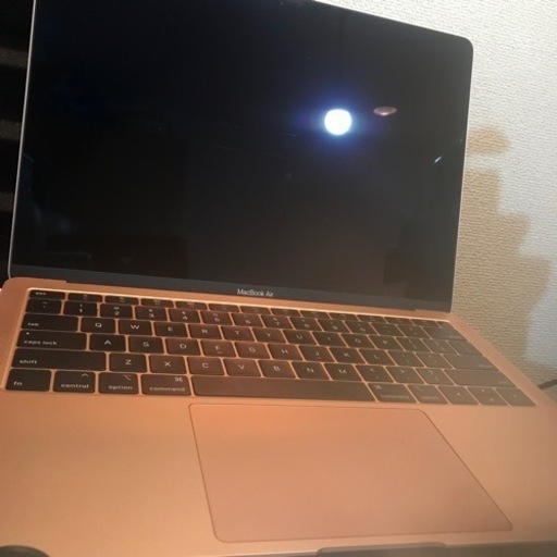 macbook air 2019 13インチ　i5 8gb 128gb