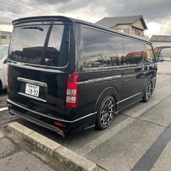 トヨタハイエースの画像