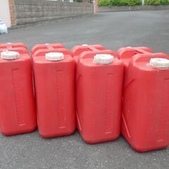 【中古】☆無償譲渡☆ ポリエチレン缶 灯油用 20L